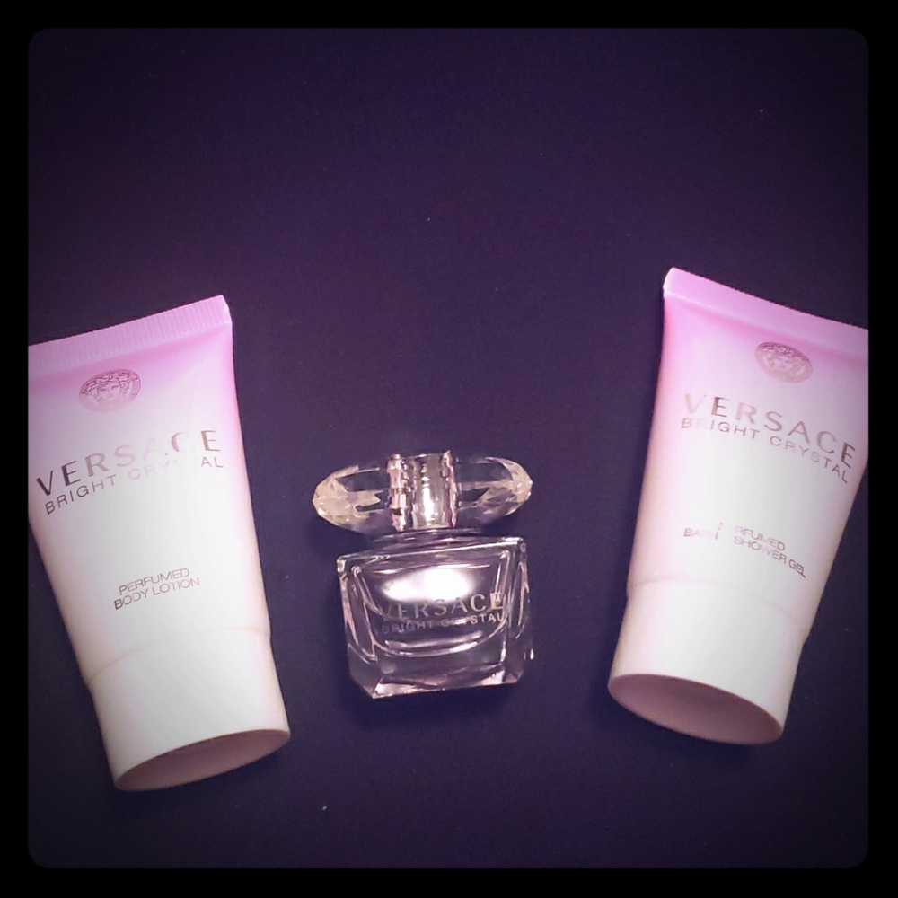 **New** Versace Bright Crystal set